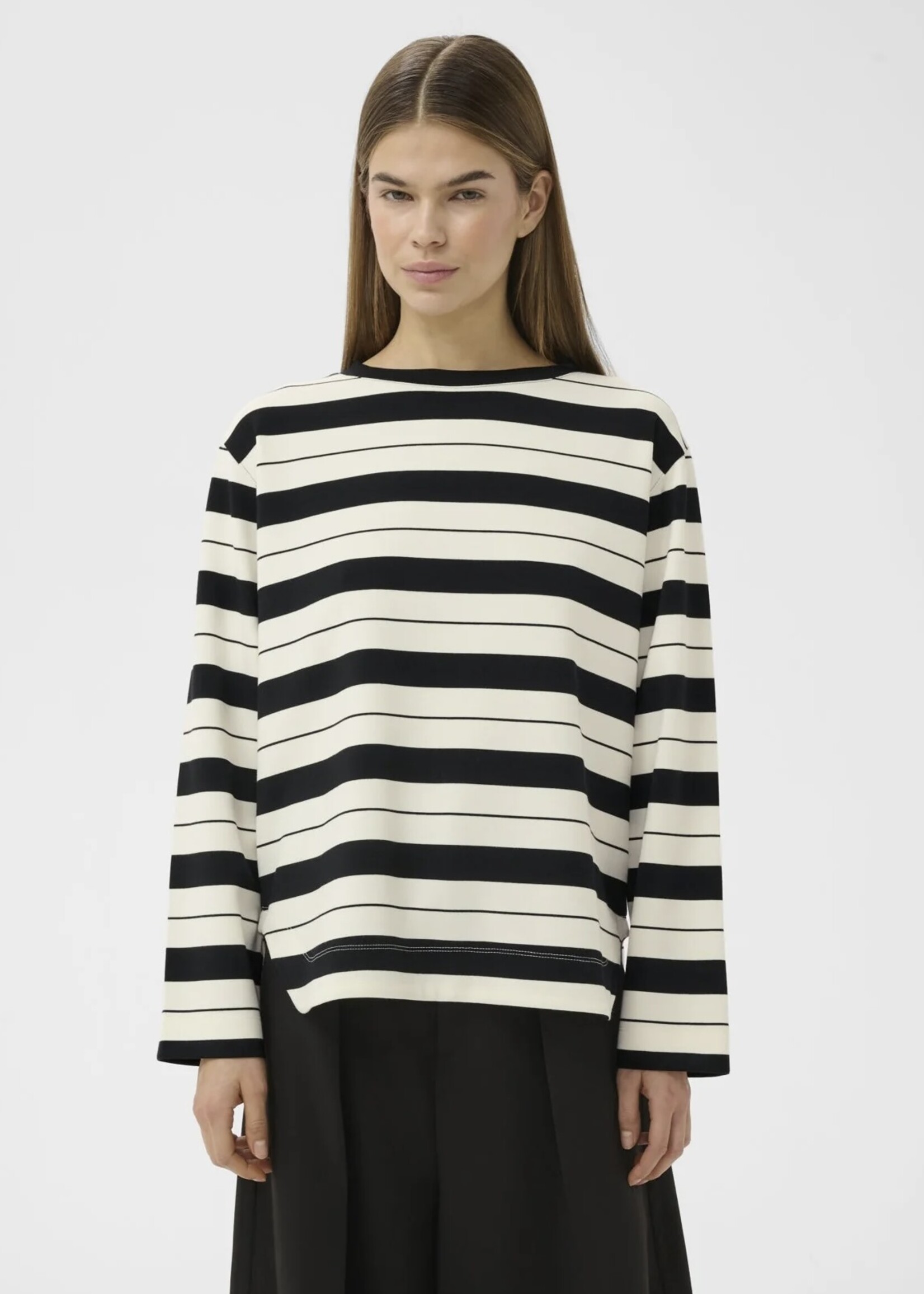 In Wear In Wear - Gincent Crewneck