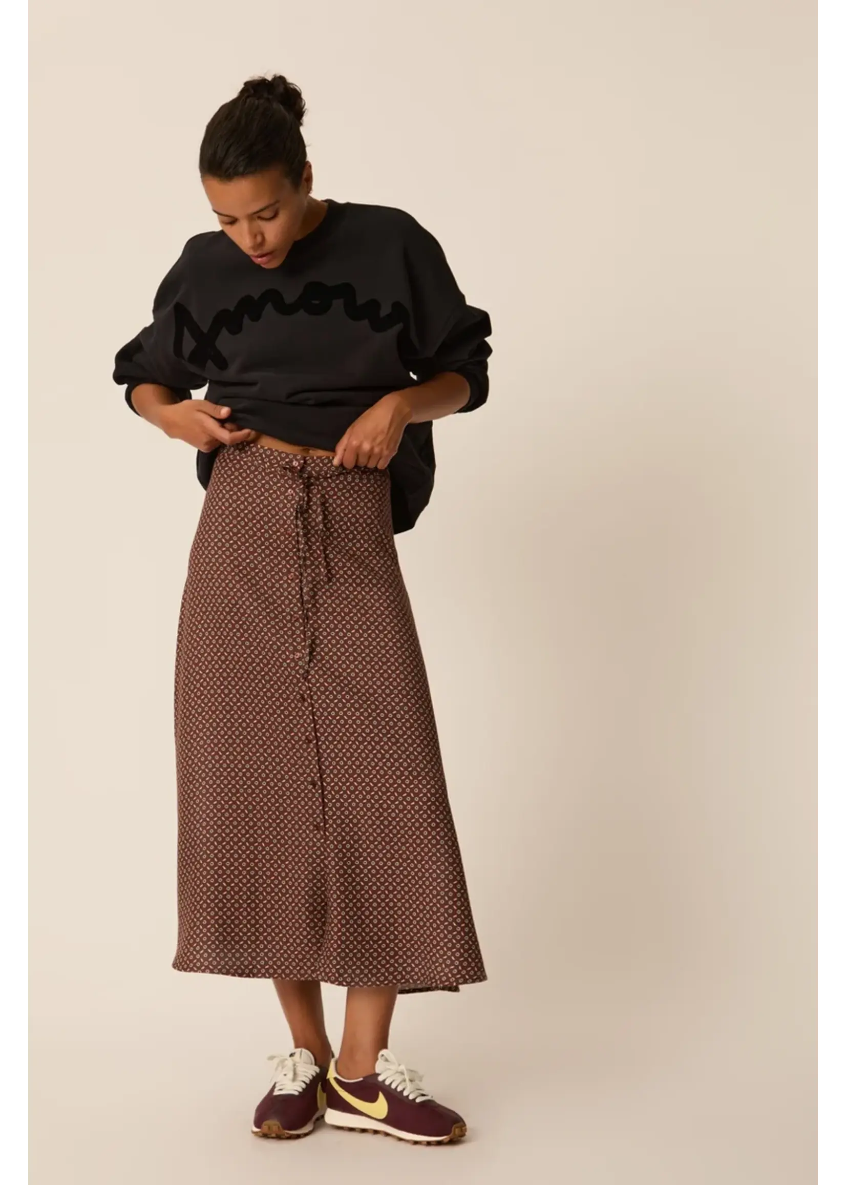 Des Petits Hauts Des Petits Hauts - June