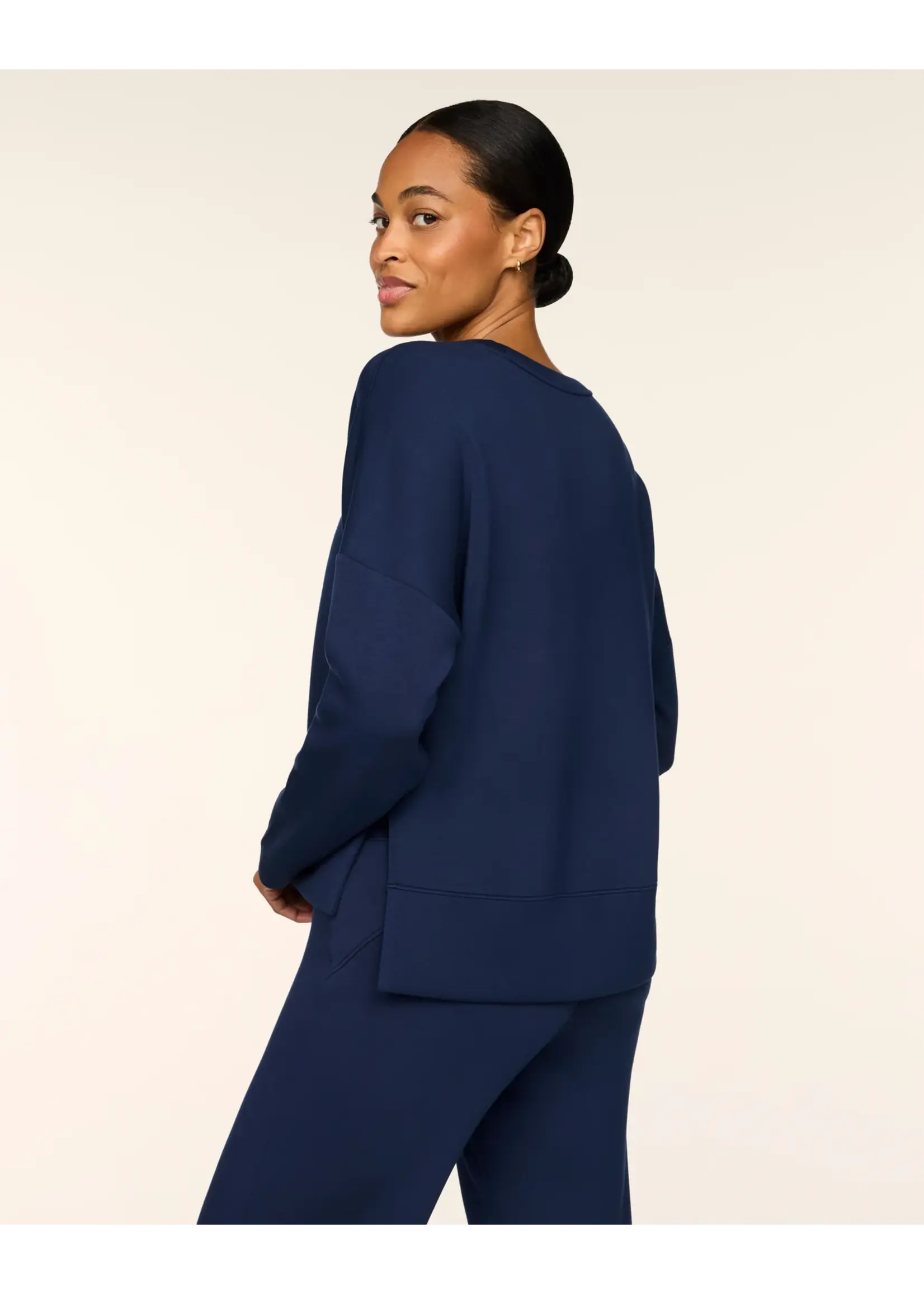 Spanx Spanx - Crewneck Long Sleeve Top