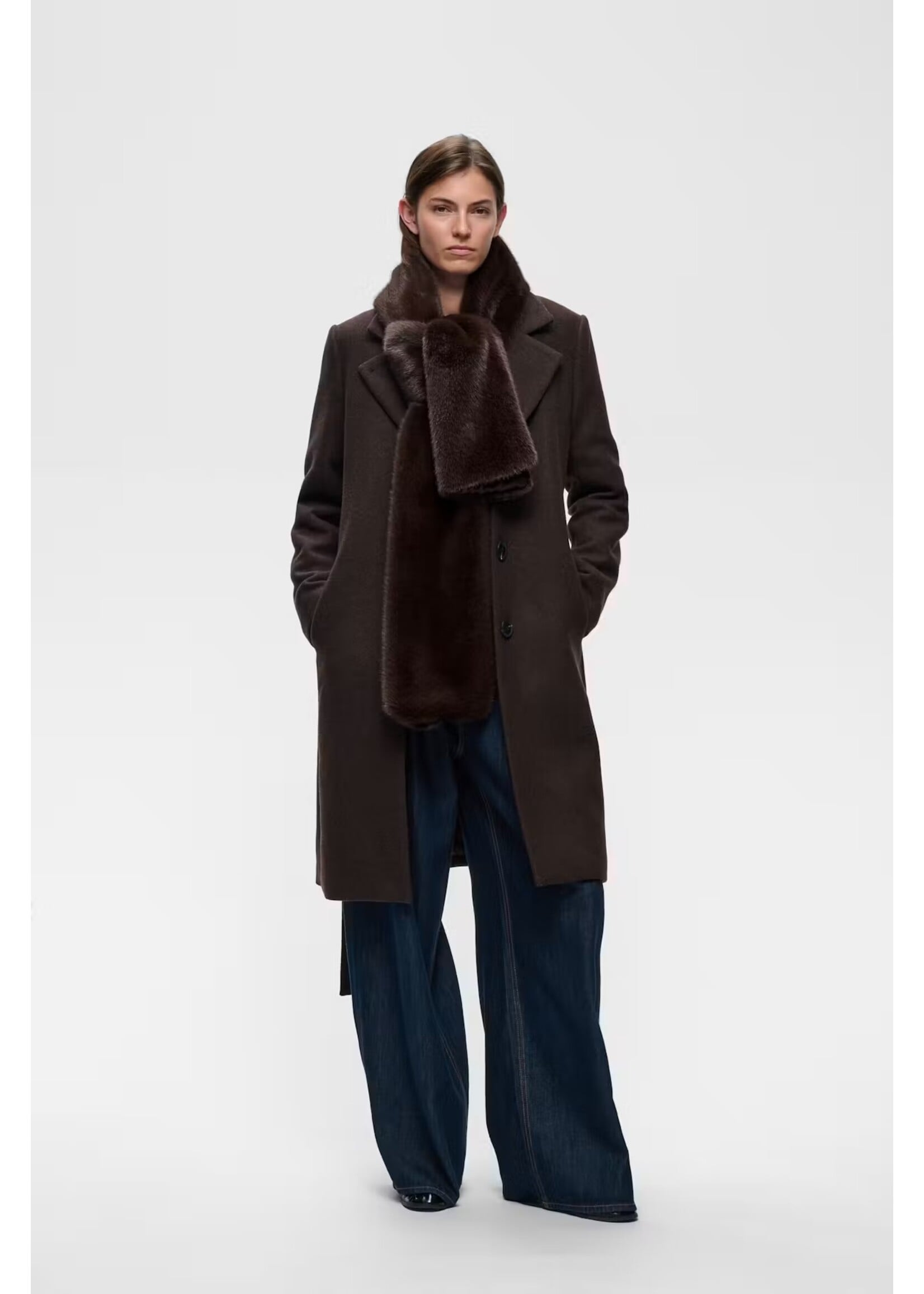 In Wear In Wear - Zabelle Scarf