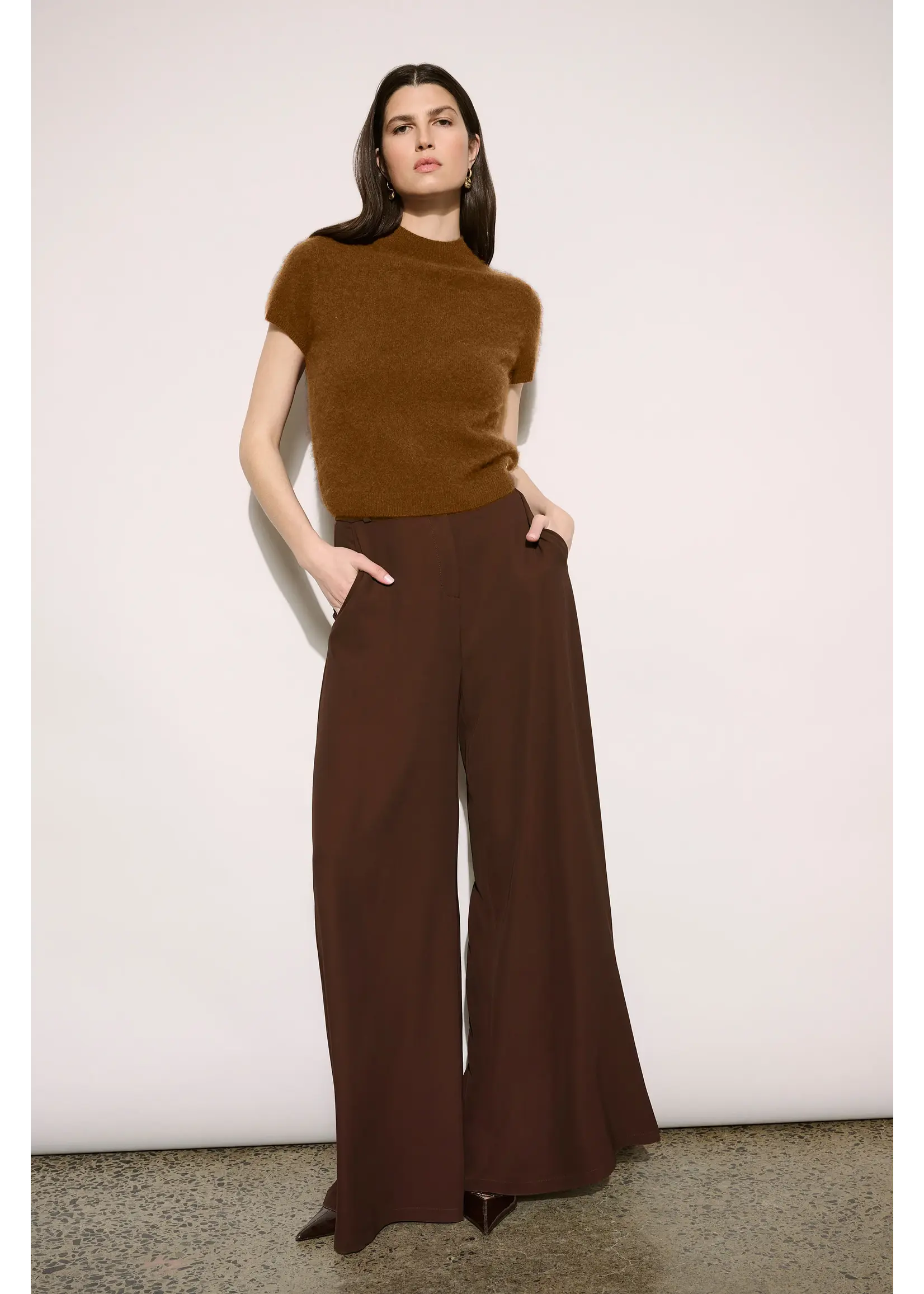 Joseph Ribkoff Joseph Ribkoff Edit 57 - High-Rise Wide Leg Pant 264218