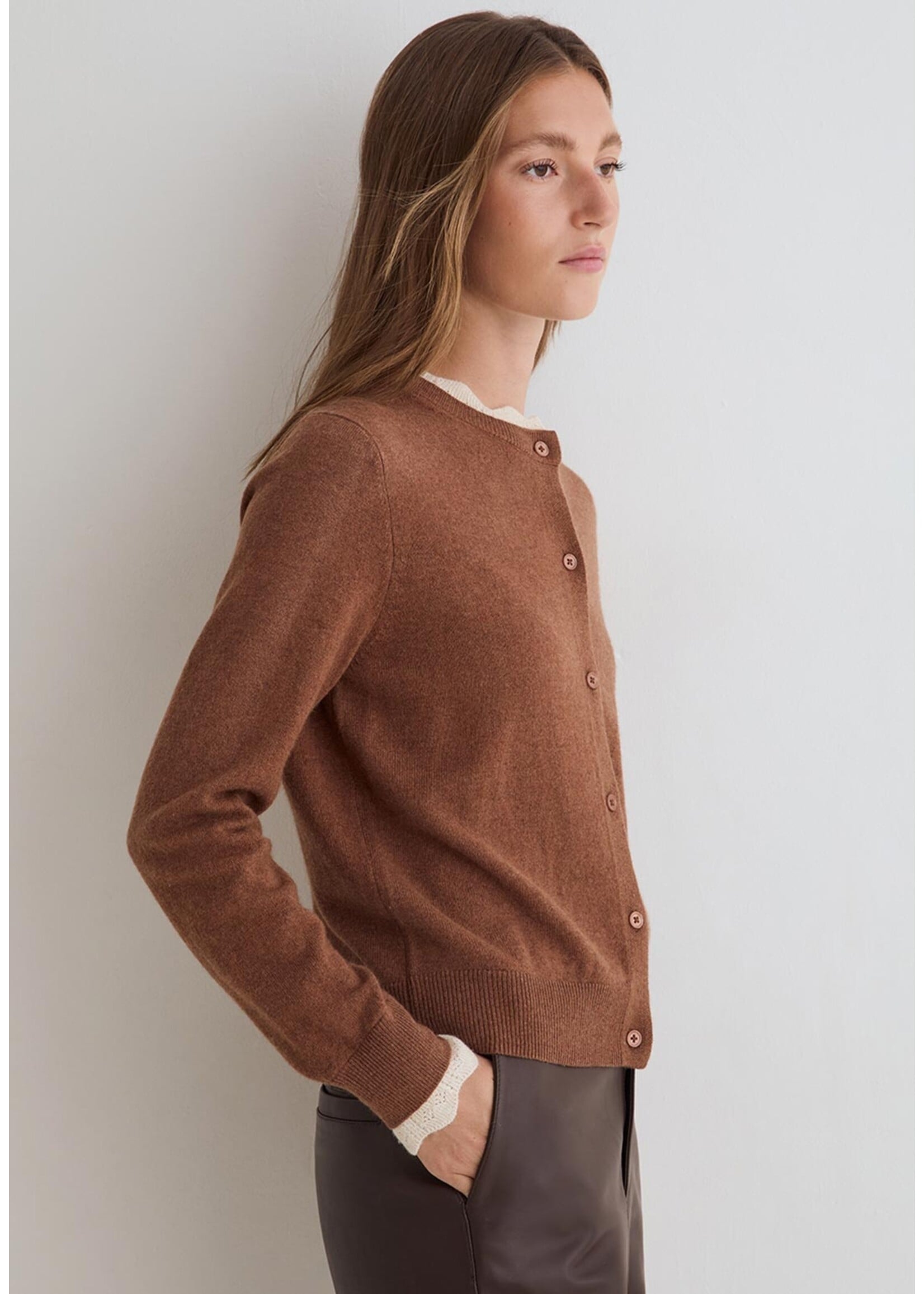 Yerse Yerse - Cardigan with Contrast Details