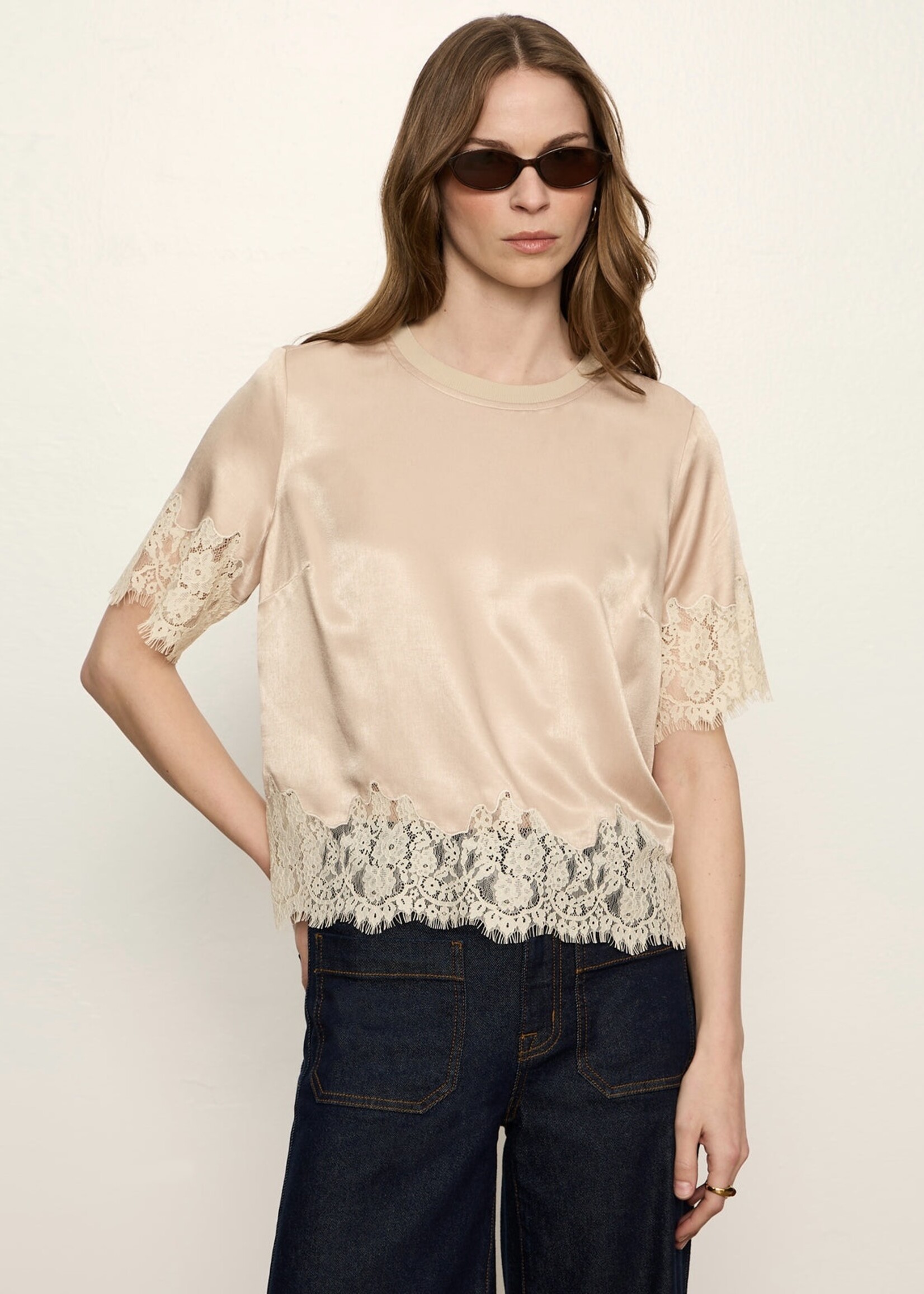 Sanctuary Sanctuary - One Of A Kind Satin Lace Top
