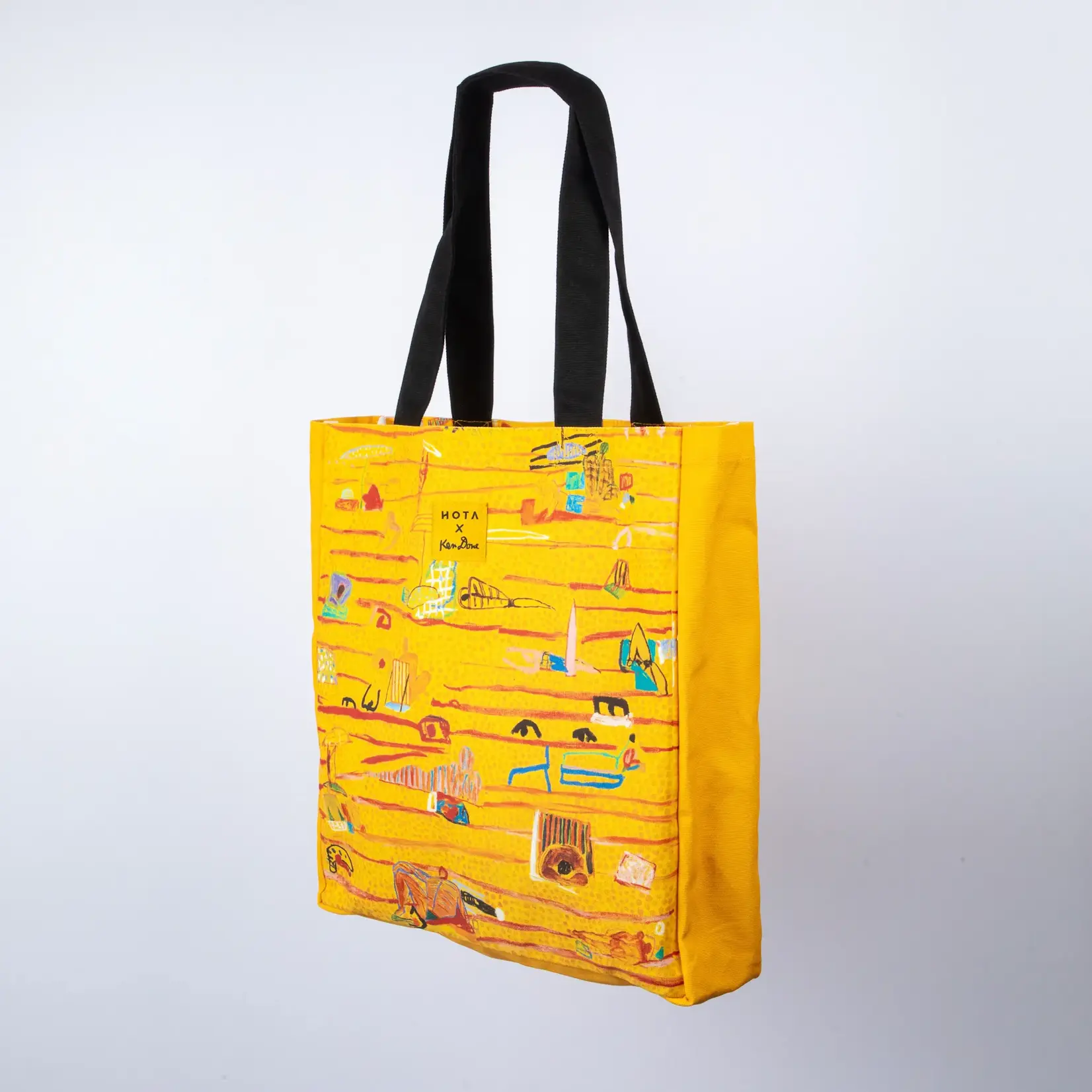 Accessories 'Between the flags'  Tote Bag - HOTA X Ken Done