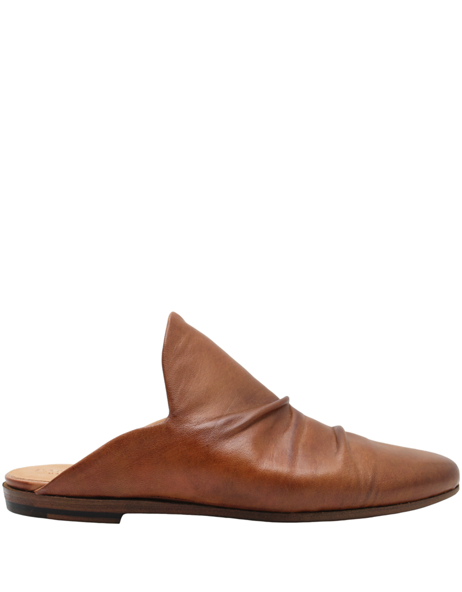 camel mules flat