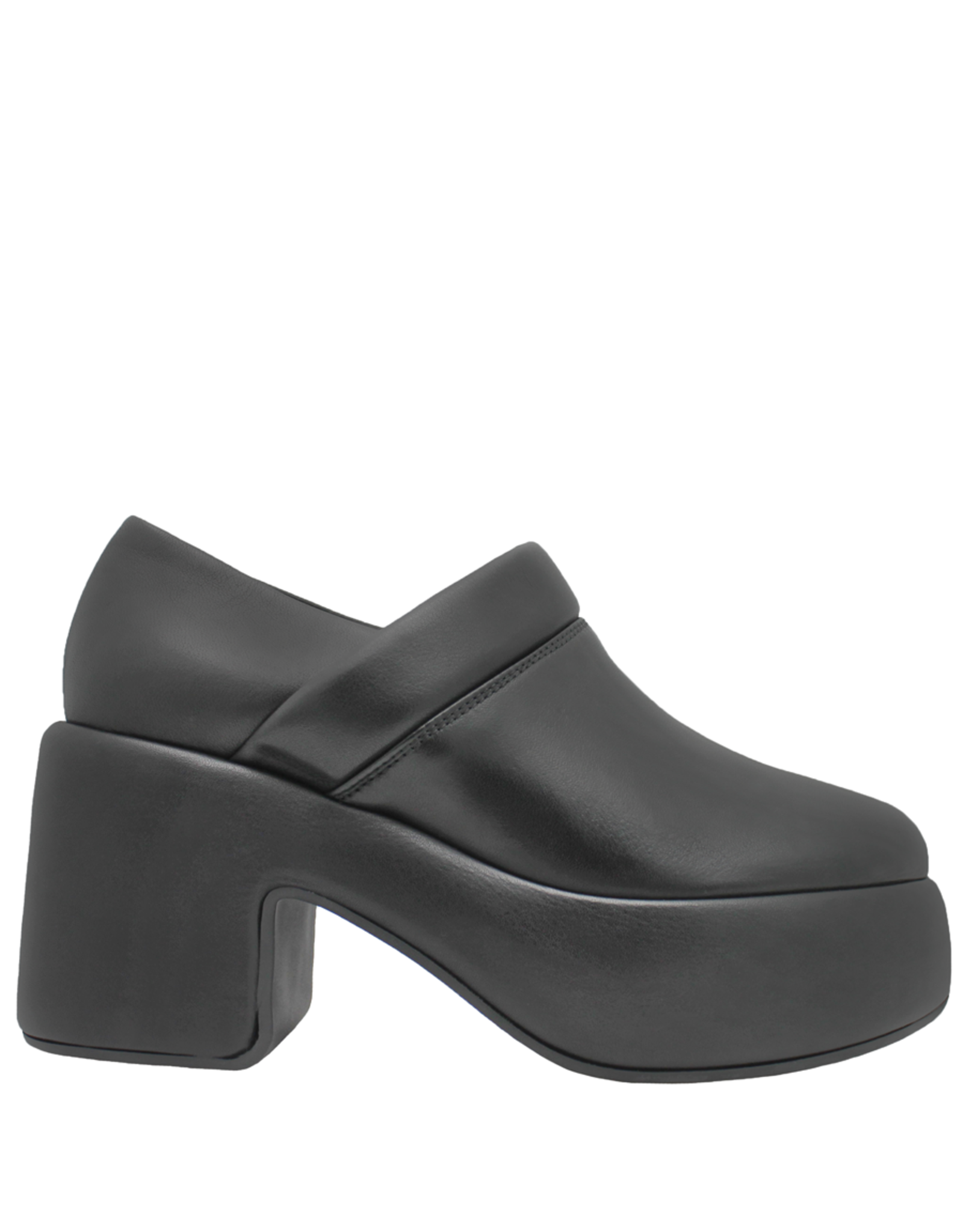 VicMatie VicMatie  Black Clog Platform 5110