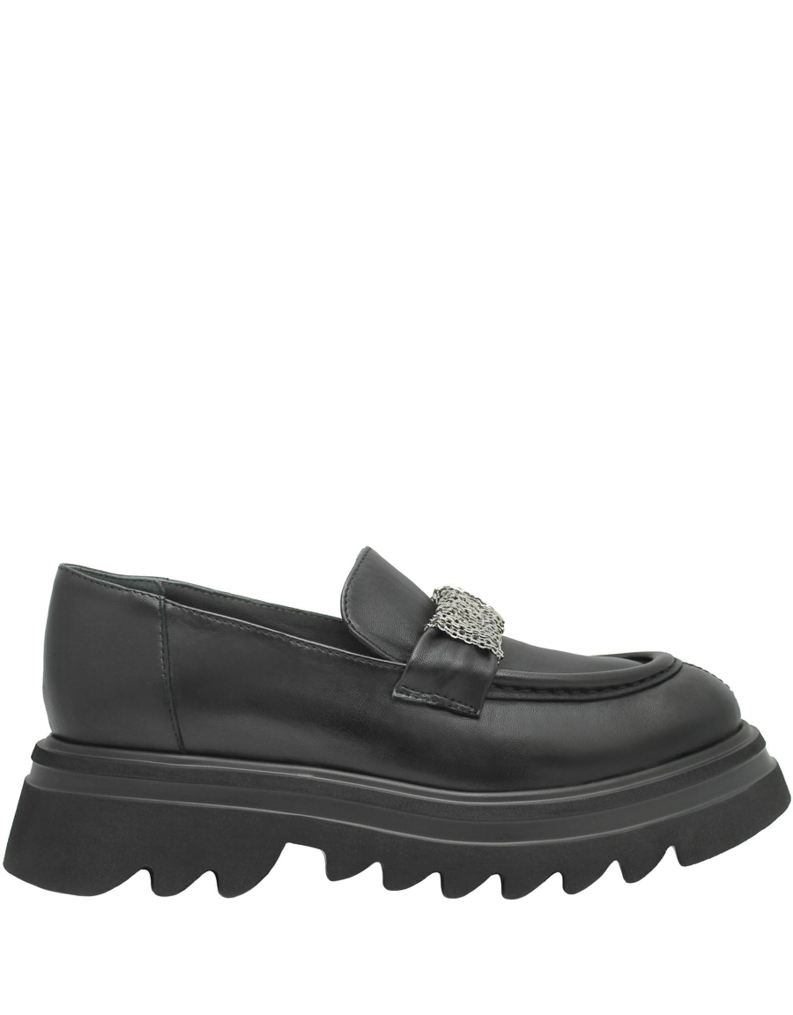 Now Now N42R Black Calf Tread Sole Loafer 8388