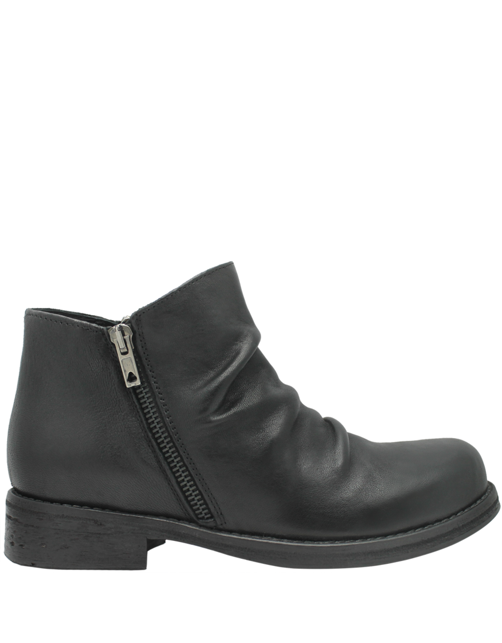 Studio SO1E Black Flat With Double Zipper 2808