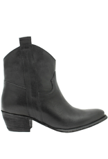 Studio SO1J Black Short Western Boot 5151