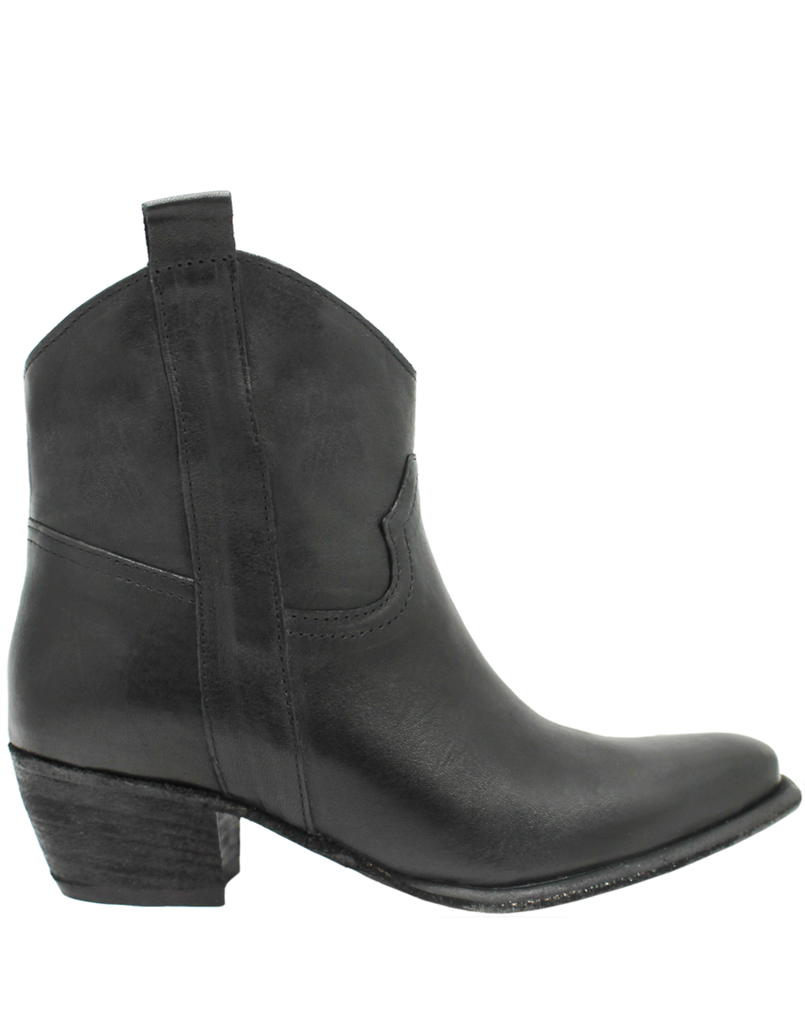 Studio SO1J Black Short Western Boot 5151
