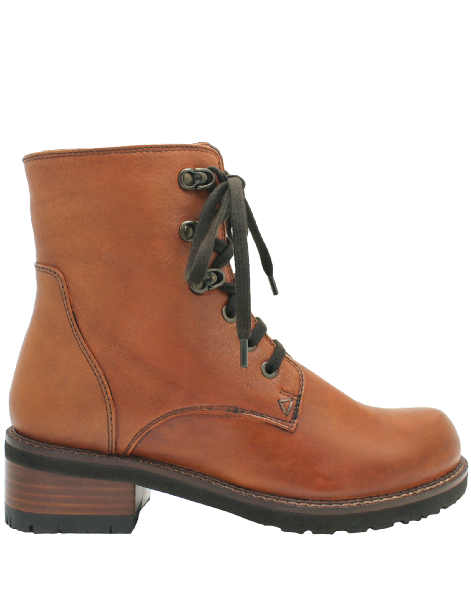 Everybody E25C Ginger Lace-Up Tread Sole Loti