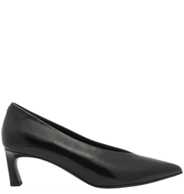 Halmanera Halmanera H47O Black Glaze Point Toe Pump 3048