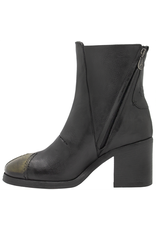 LeRuemarcel LeRuemarcel LR1O Black Ankle Boot Kishi