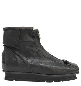 LeRuemarcel LeRuemarcel LR2H Black Tread Sole With Top Zipper Mae