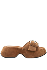 VicMatie VM80Q Camel Buckled Dr Schol Platform 1510