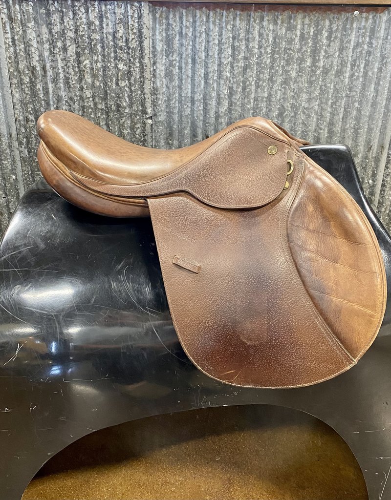 Consignment Saddle #519 Beval 16.5"