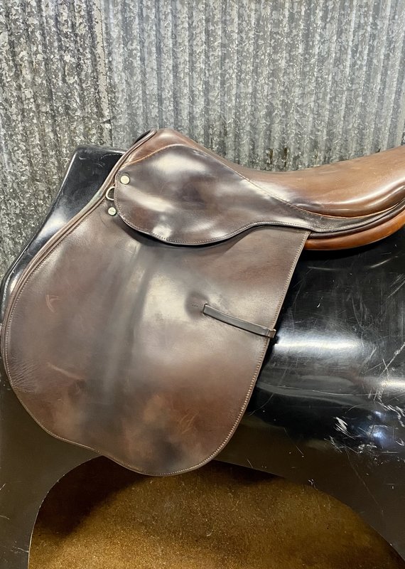 Consignment Saddle #520  Whippy 17" Jumping