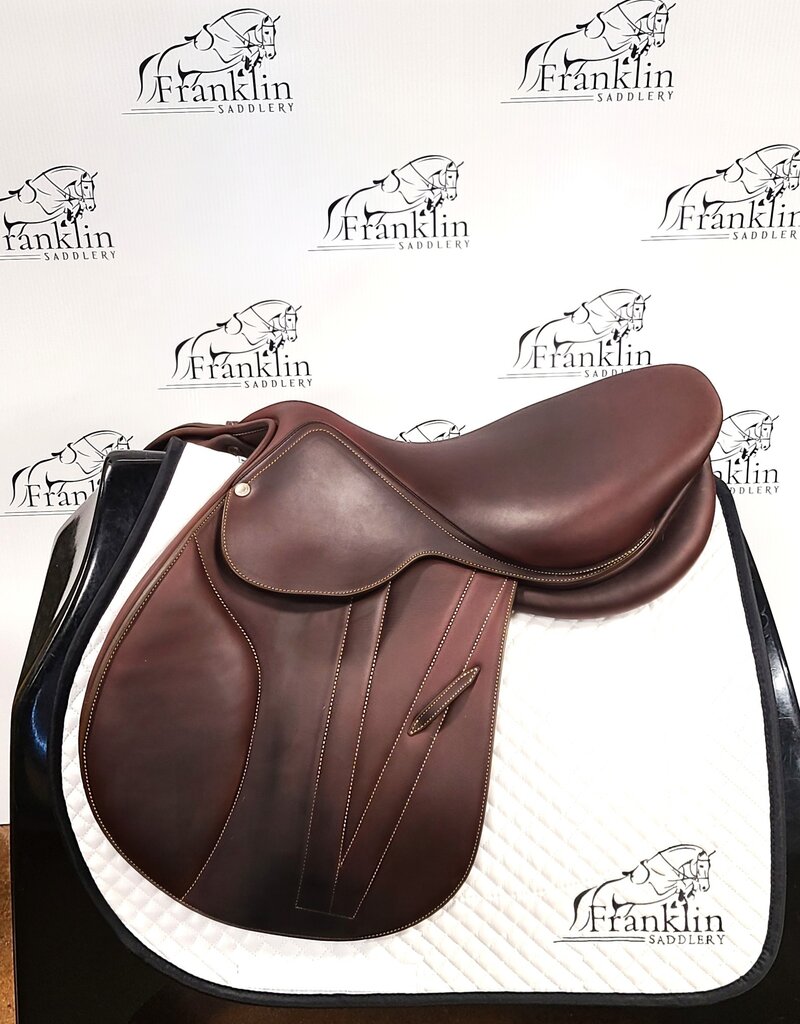 Butet Butet Premium Integrated L 17" Seat 2.25 Flap Wide Tree DF Gold Saddle