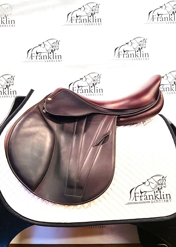 Butet Used Butet Premium M 17.5" Seat 2.5 Flap Extra Wide Tree D+TF Panel Cachou Saddle Consignment #639