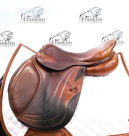 CWD Jumping Saddle 17" Seat 2L Flap Consignment #644