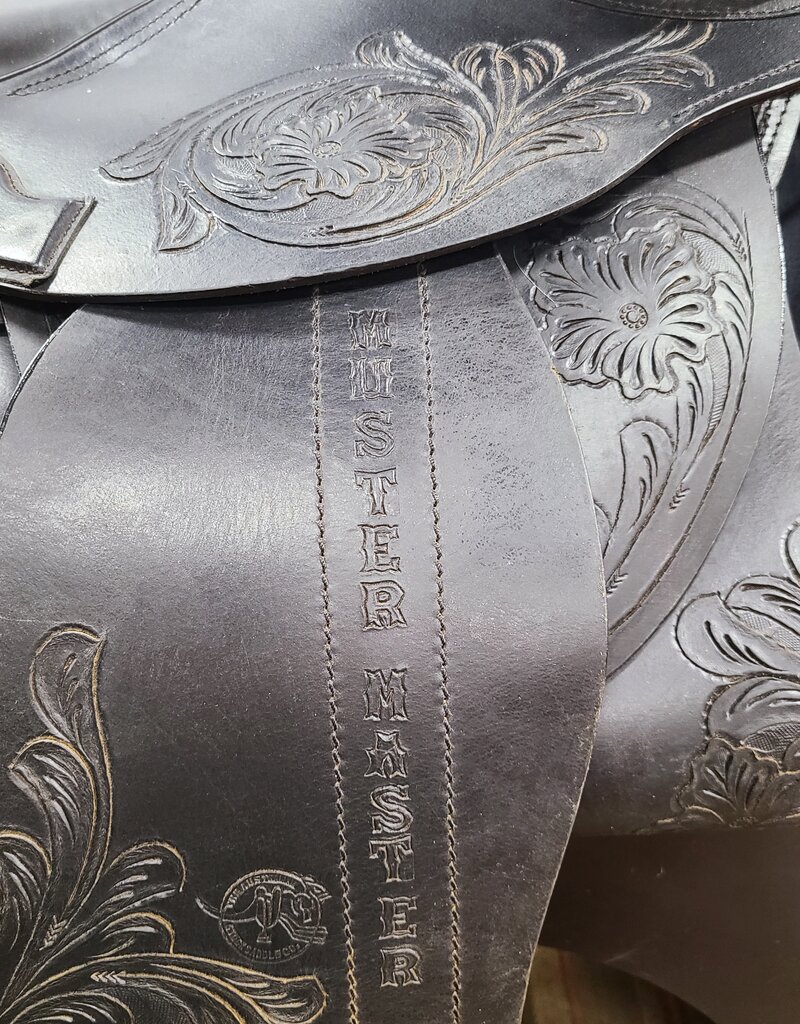 Muster Master Black Australian Saddle 17" Seat Consignment Saddle #617