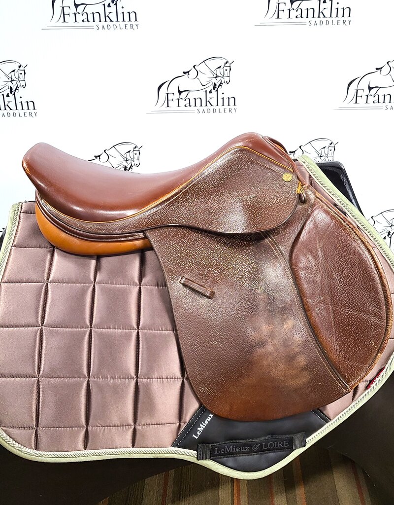 Jumping Saddle 17.5" Seat Consignment #511