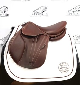 Butet 2024 Butet Premium L 16" Seat 2.25 Short Flap Std Tree 25mm Knee Padding Gold Saddle Demo Condition