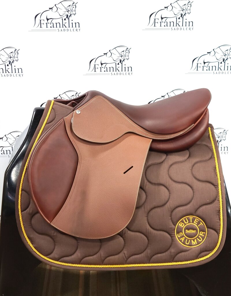 Butet Used Butet Integrated Grained L 17" Seat 2.5 Flap Standard Tree D+FVIRG Gold Saddle