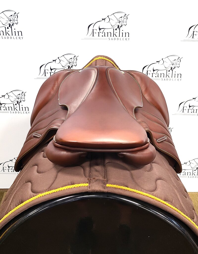 Butet Butet Premium 2024 P 16" Seat 2.25 Flap Standard Tree Gold Saddle with S Foam