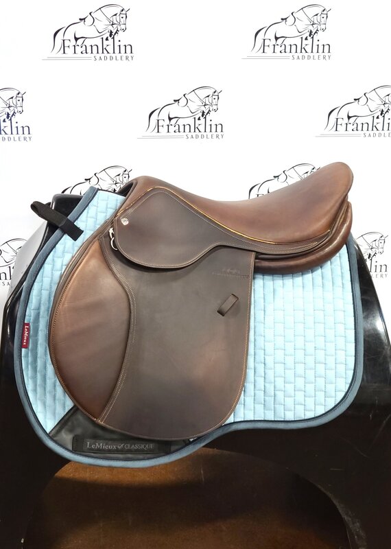 Colbert Brothers Jumping Saddle 17.5" Seat Consignment #698