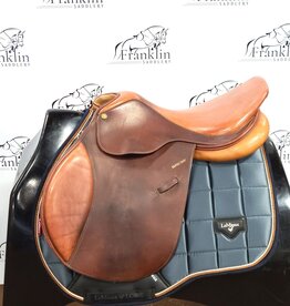 Pessoa Blyth Tait  Saddle 17" Seat Consignment #701