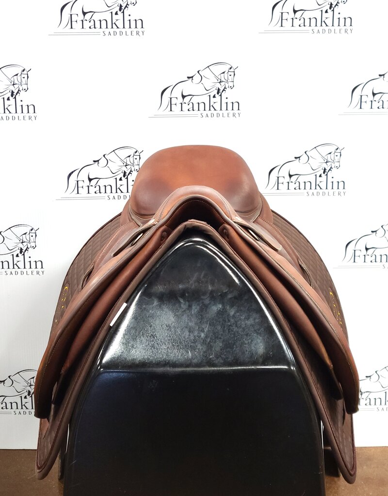 Butet Used Butet 2021 Balmoral 16" Seat 2 Flap Standard Tree Gold Saddle