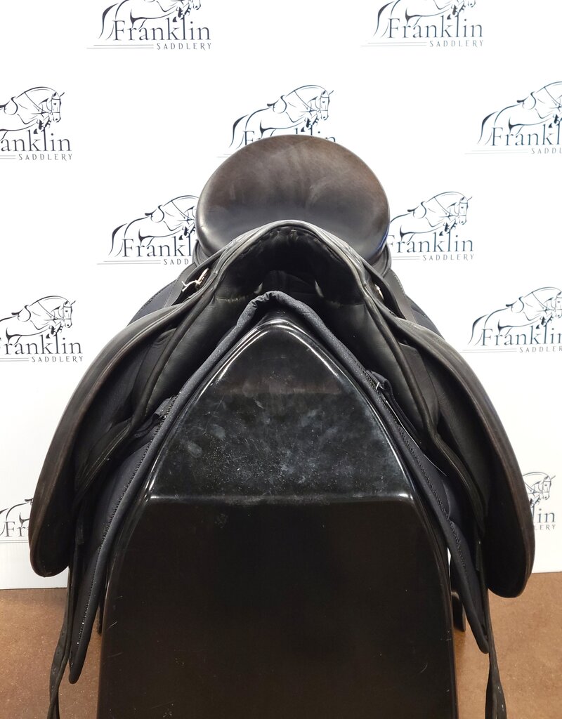 JES Elite Dressage Saddle 18" Seat Consignment #712