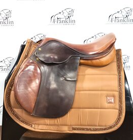 Beval Jumping Saddle 17.5" Seat Consignment #717