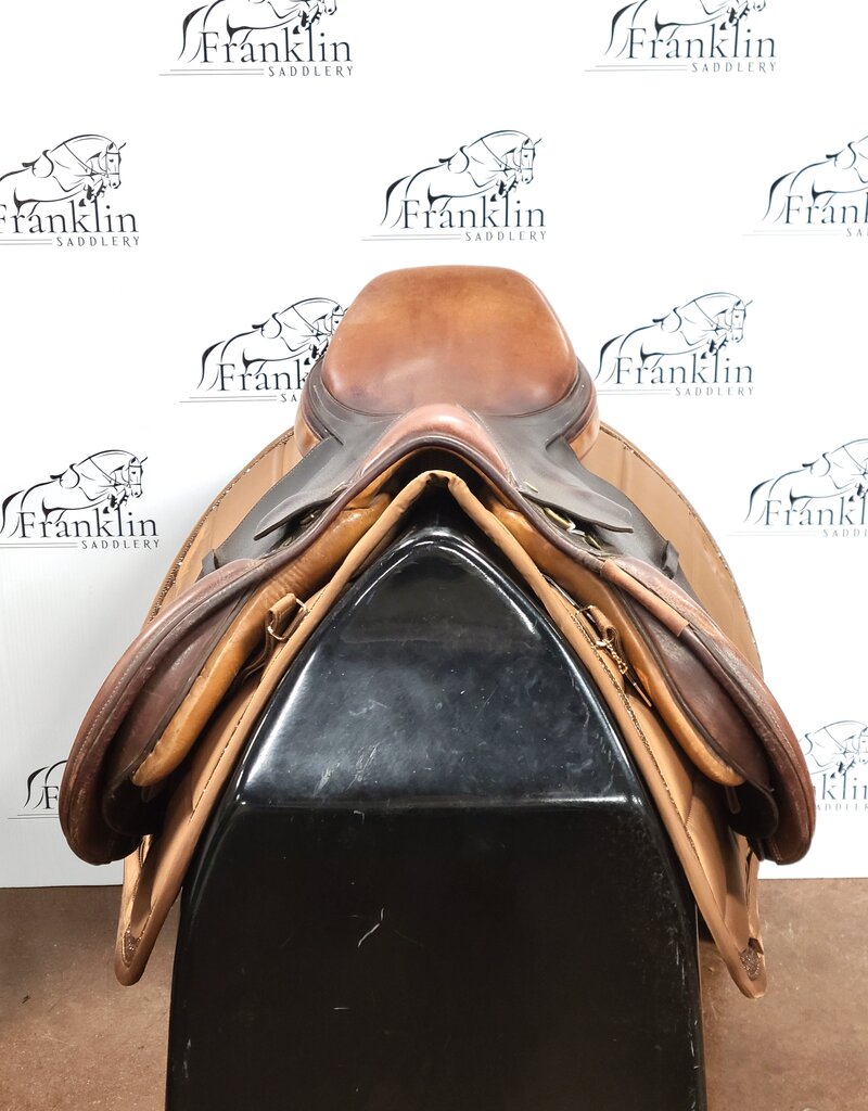 Beval Jumping Saddle 17.5" Seat Consignment #717