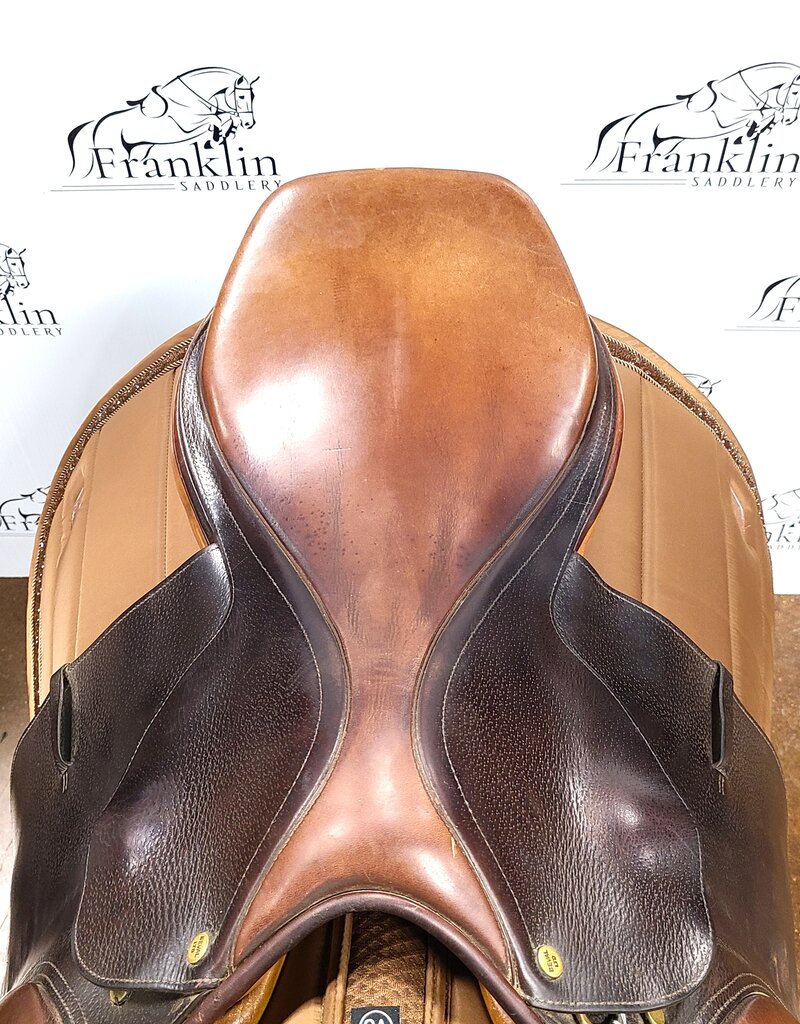 Beval Jumping Saddle 17.5" Seat Consignment #717