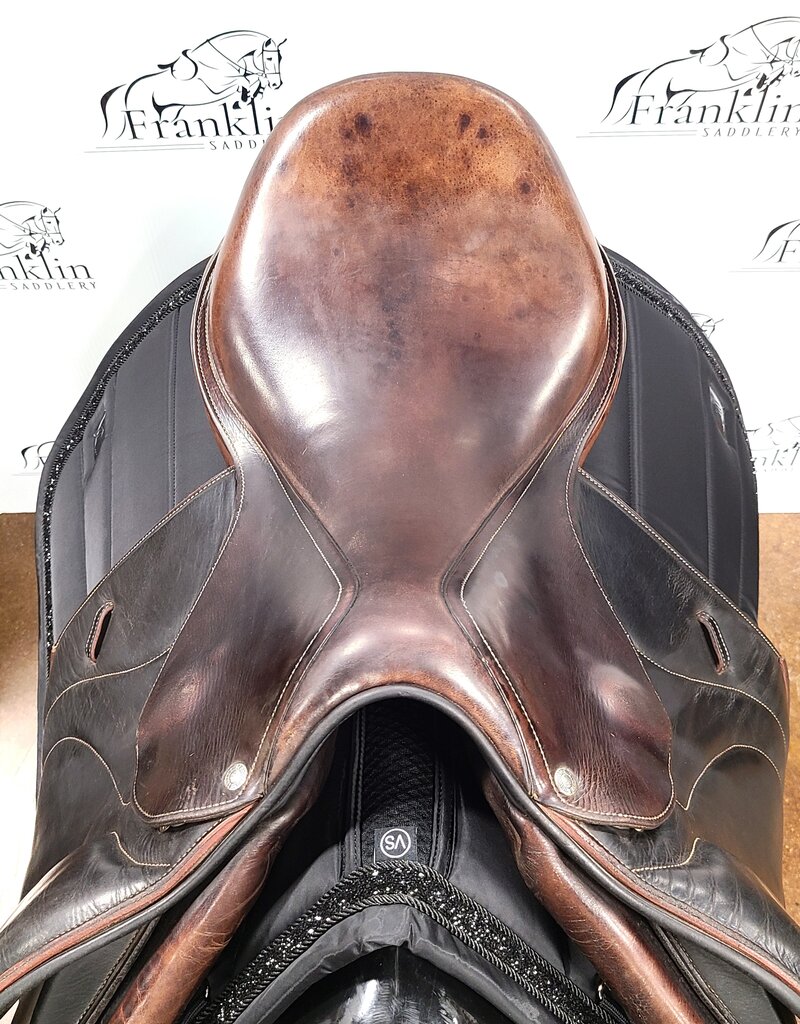 Devoucoux Biarritz Saddle 18" Seat Consignment #721