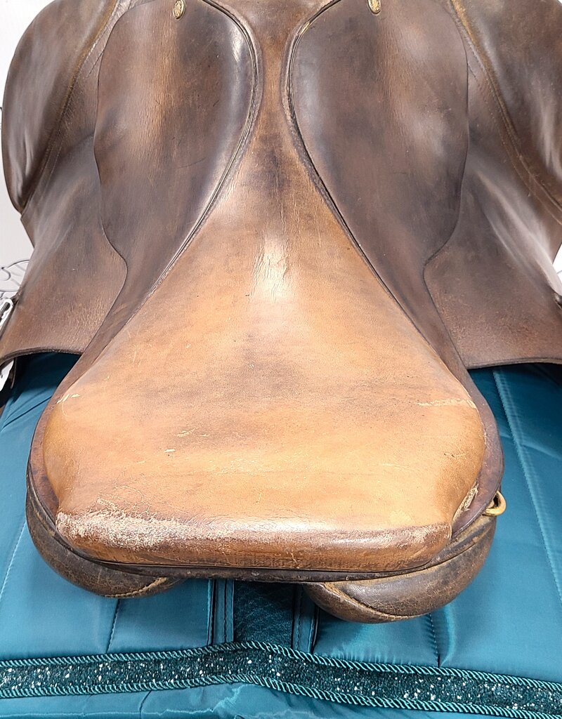 Albion All Purpose Saddle 17" Seat Consignment #720
