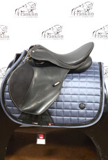 Wintec Jumping Saddle 16.5" Seat Consignment # 727