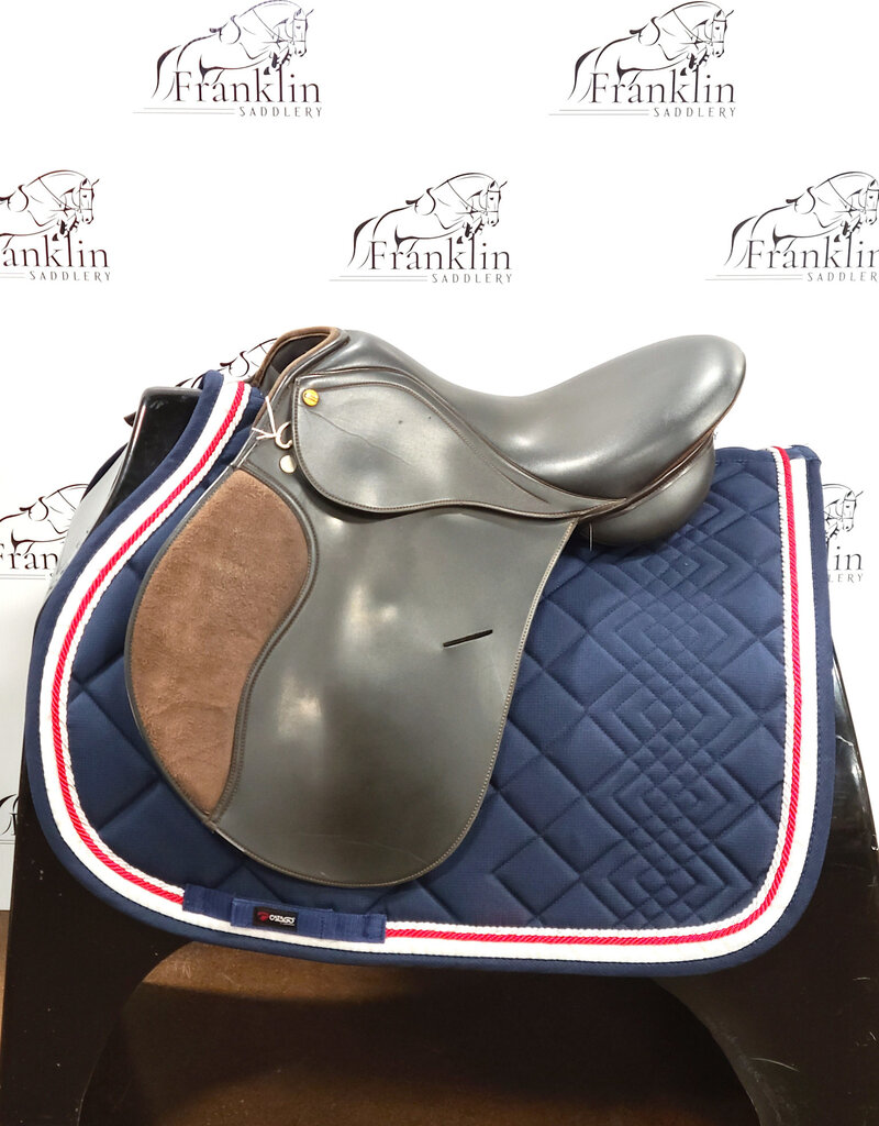 HDR Advantage Jumping Saddle 16" Seat Consignment #749