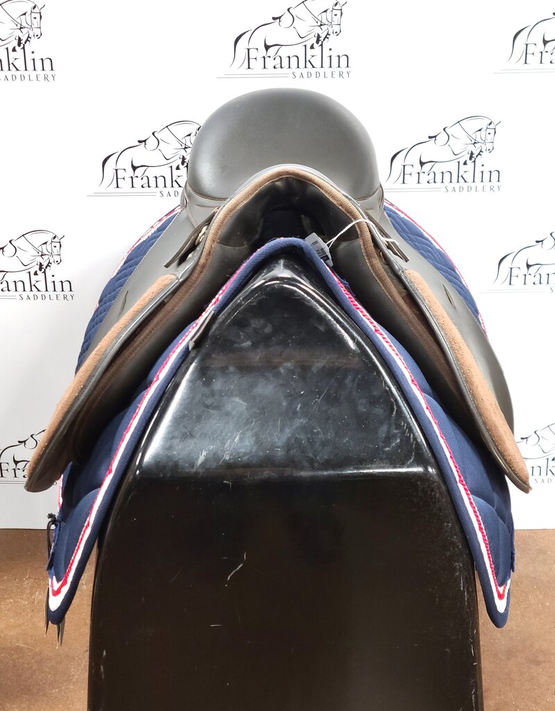 HDR Advantage Jumping Saddle 16" Seat Consignment #749