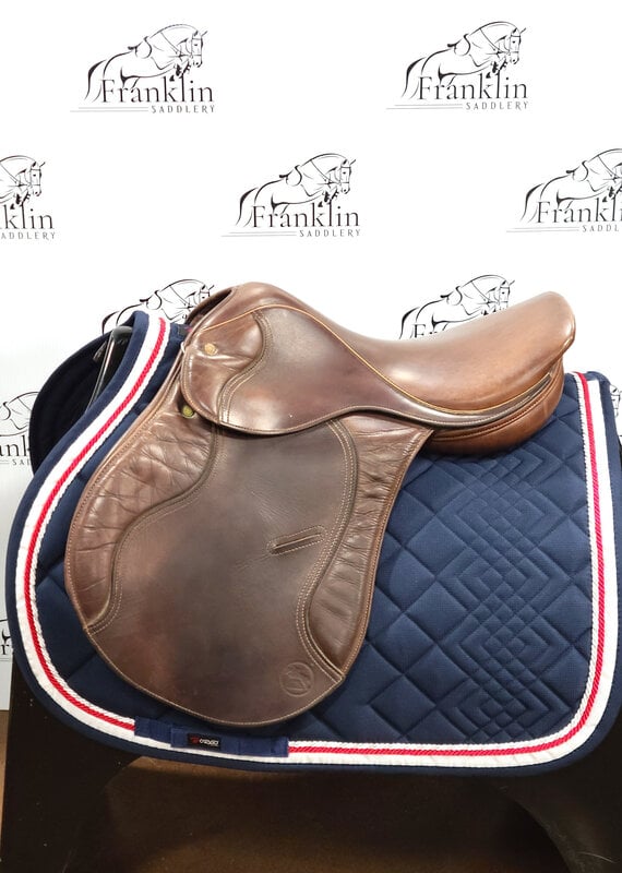 Crosby AGA Jumping Saddle 17" Seat Consignment #744