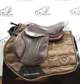 CWD Youth Jumping Saddle 15.5" Seat Consignment #752