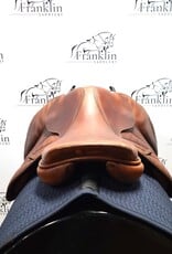Butet Used Butet Premium Integrated M 17.5 Seat 1.75 Flap Standard Tree Gold Saddle