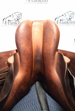Butet Used Butet Premium Integrated M 17.5 Seat 1.75 Flap Standard Tree Gold Saddle