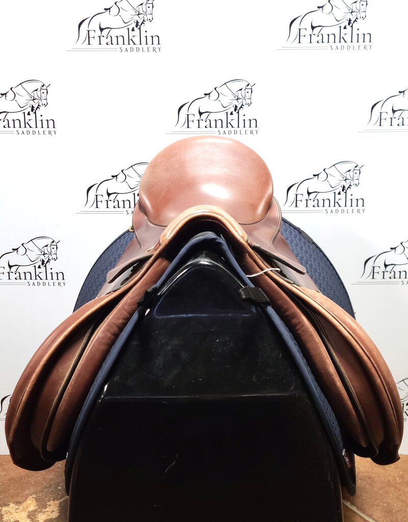 Crosby Jumping Saddle 17.5" Seat Consignment #757