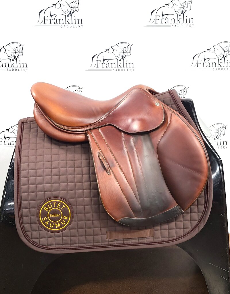 Butet Used Butet Premium L 17" Seat 2.5 Flap Standard Tree Gold Saddle Consignment #772