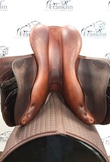 Butet Used Butet Premium L 17" Seat 2.5 Flap Standard Tree Gold Saddle Consignment #772