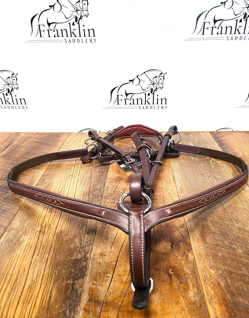 AJR Sport AJR Anatomic Breastplate With Clips And Running Attachment
