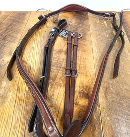 AJR Sport AJR Anatomic Breastplate With Attachment To Billets And Running Attachment